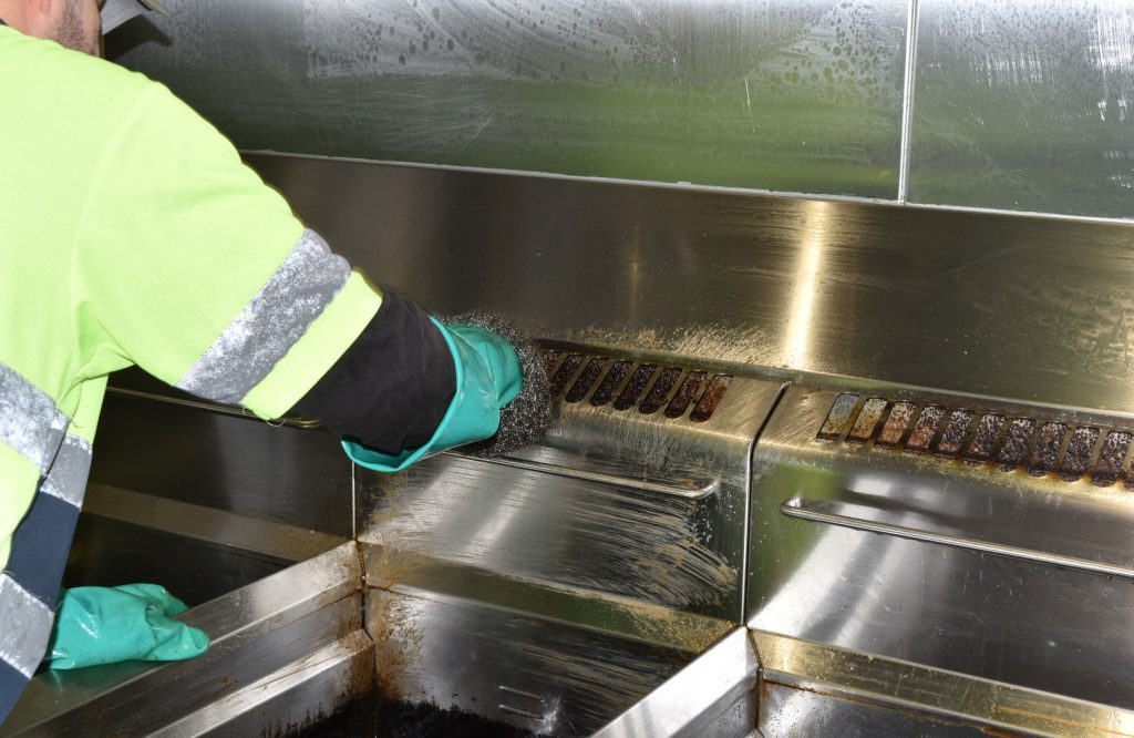 Commercial Fryer Cleaning